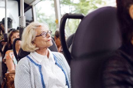 AXA-organizovane-autobusove-vylety-pro-duchodce
