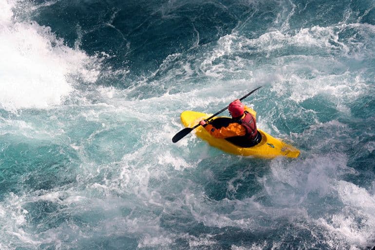 AXA-pripojisteni-rizikovych-sportu-rafting