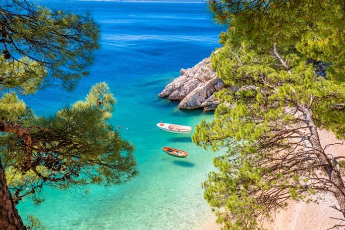 AXA-top-destinace-pro-rodinnou-dovolenou