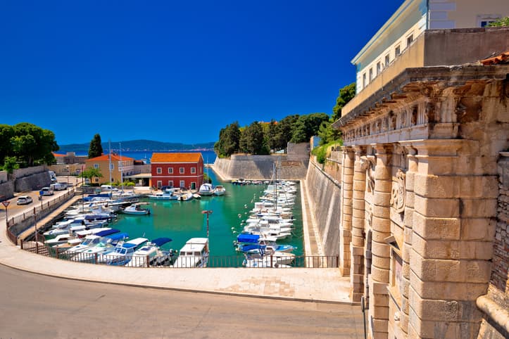 AXA-zadar-v-chorvatsku