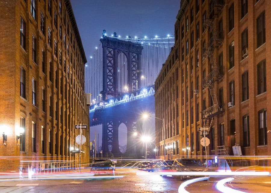 AXA-co-byste-meli-vedet-nez-se-vydate-do-new-yorku