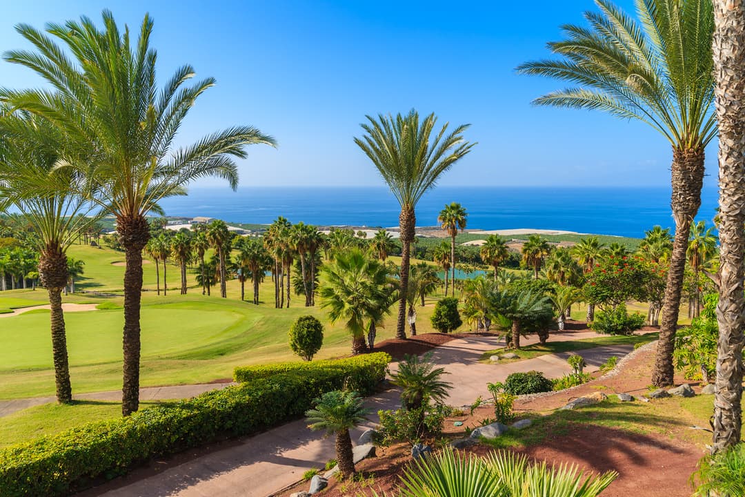 AXA-objevte-krasy-tenerife-a-zazijte-dovolenou-plnou-slunce