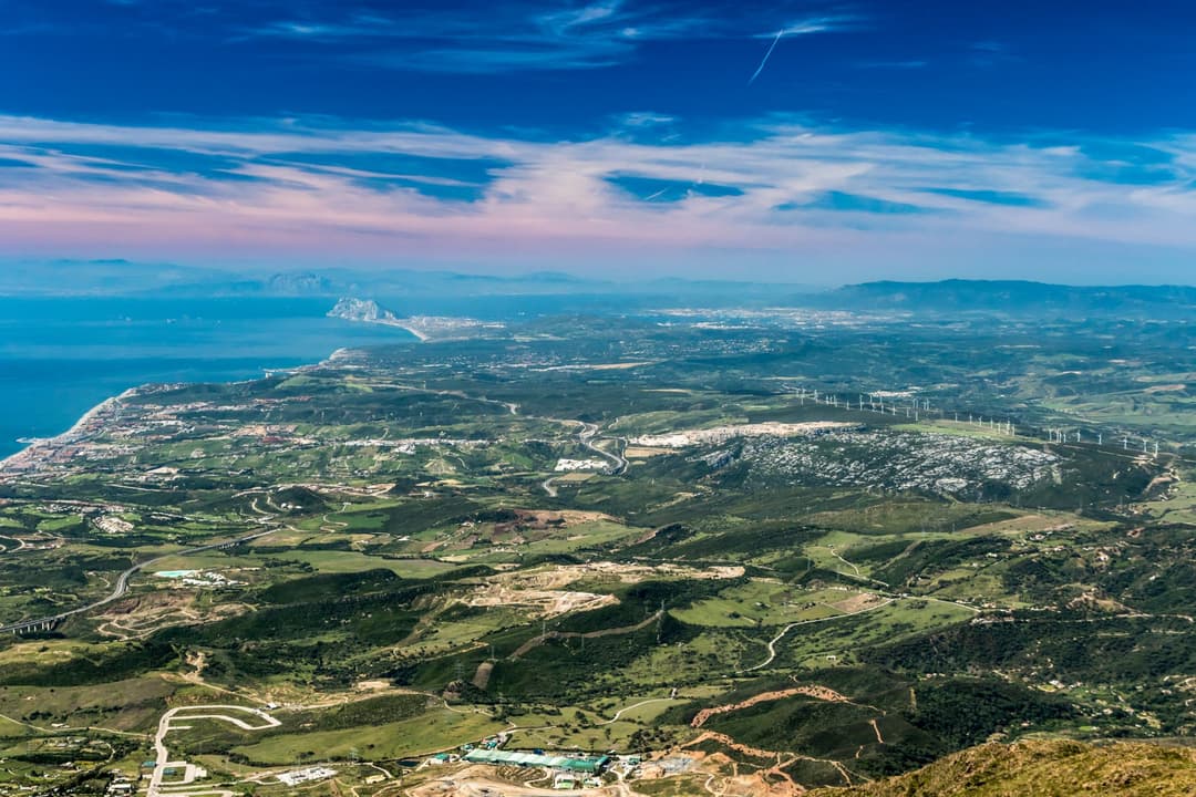 AXA-Neprehlednutelny-Gibraltarsky-pruliv