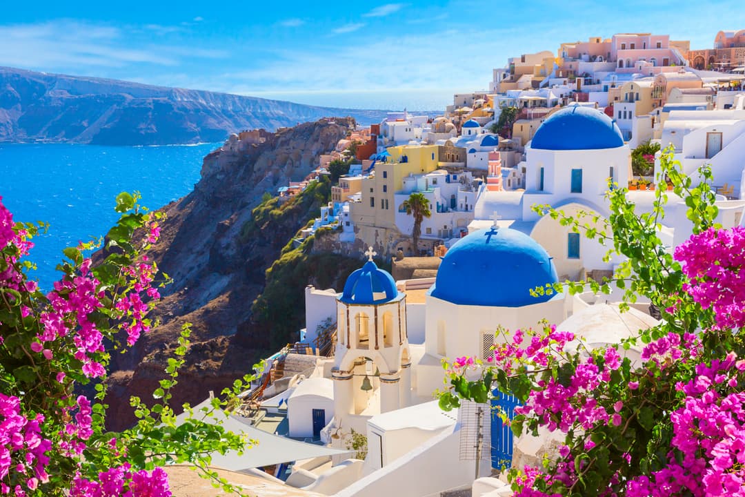 AXA-romanticke-santorini