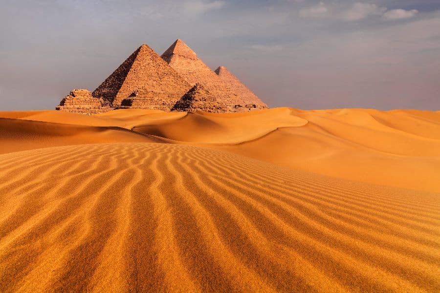 AXA-nejkrasnejsi-prirodni-utvary-egypta