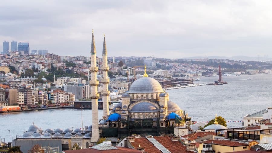 AXA-pocasi-v-istanbulu