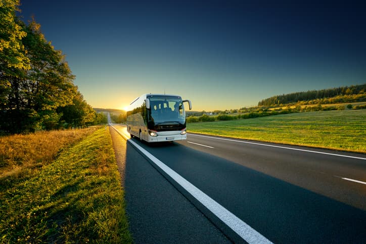 AXA-cestovani-autobusem