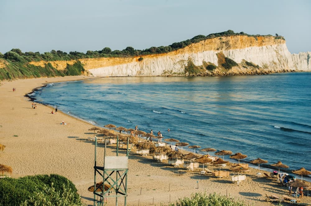 AXA-zelvy-na-reckem-ostrove-zakynthos